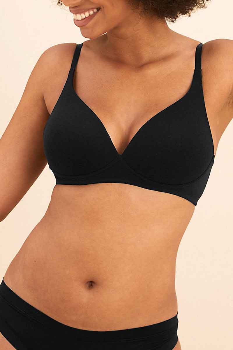 marks-spencer-women-wireless-plunge-t-shirt-bras-1